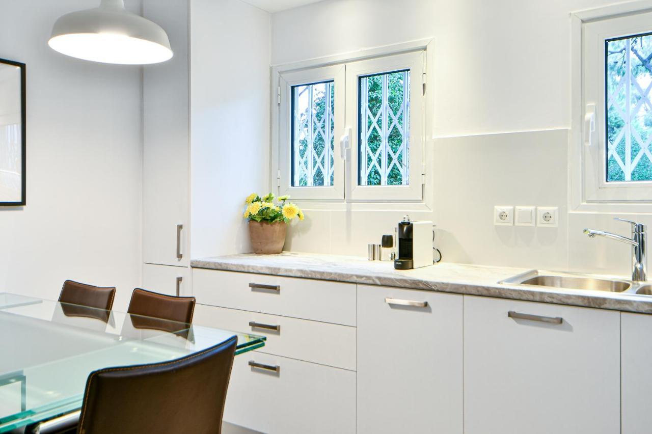 Boutique77 Luxury Apartment アテネ エクステリア 写真