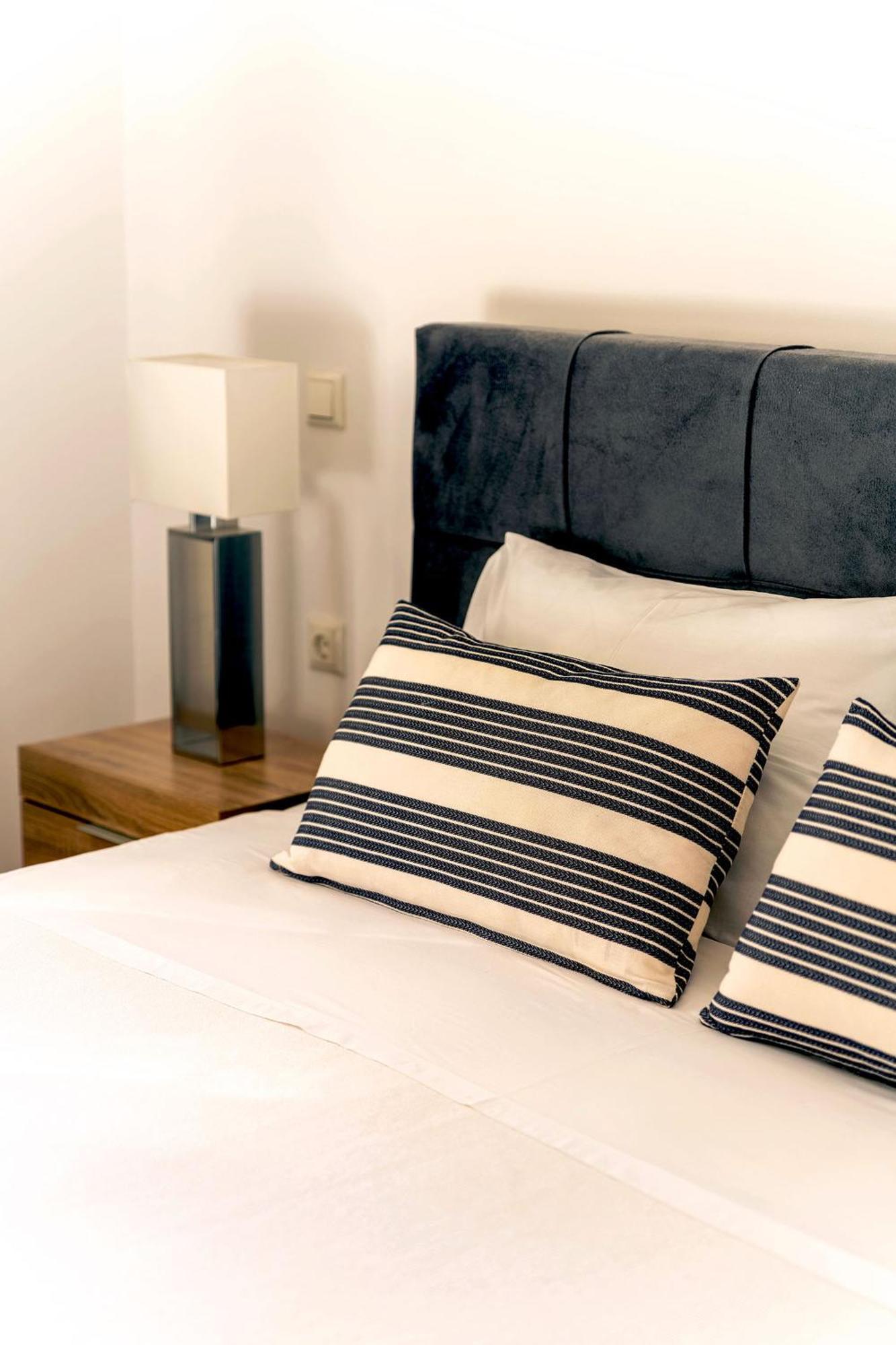Boutique77 Luxury Apartment アテネ エクステリア 写真